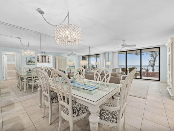 Sanibel Vacation Condo Sleeps Six Guests.